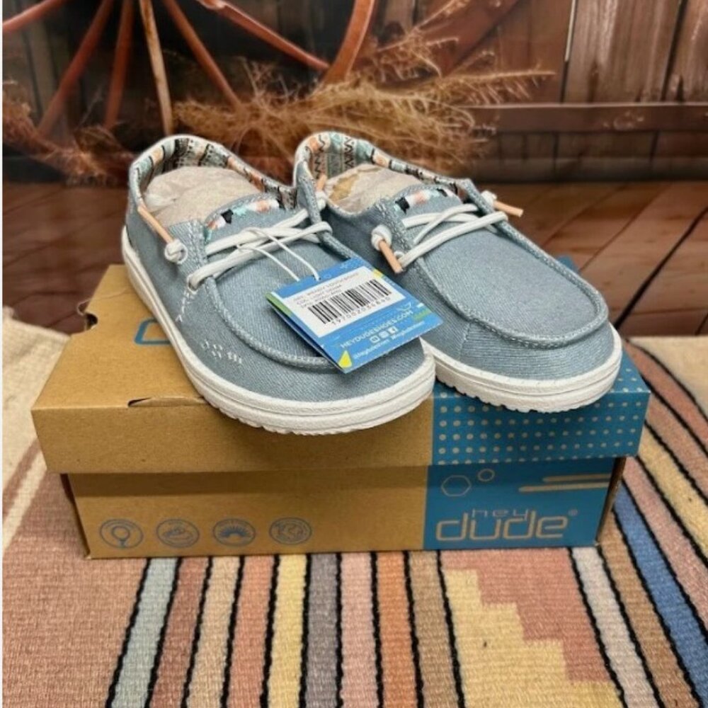 Youth Hey Dude Wendy Boho Light Denim Shoe Size 6 - Picture 2 of 5